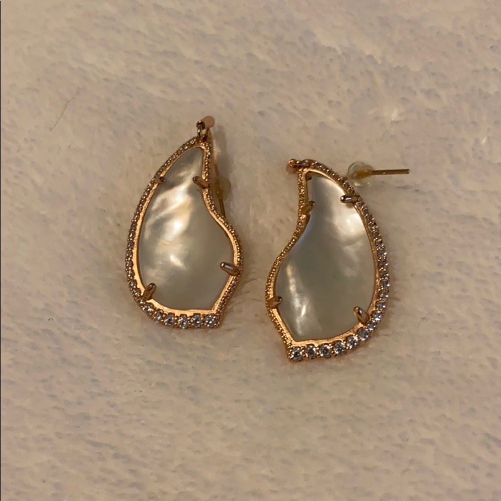 Mother of Pearl Kendra Scott